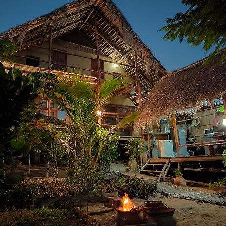 Casa Surf Lodge - Tofo Exterior photo